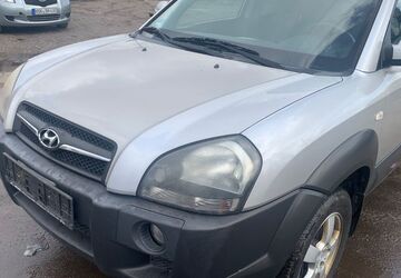 Hyundai TUCSON 286.000 km 1.650 &euro; Bottrop 46238