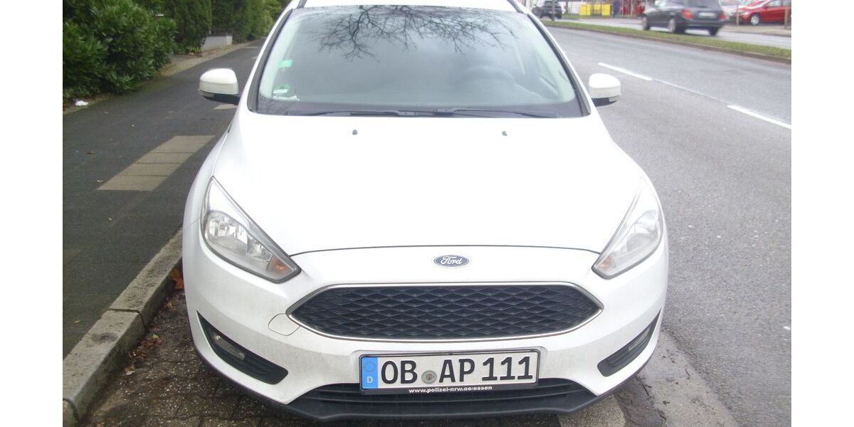Ford Focus 225.000 km 3.950 &euro; oberhausen 46117