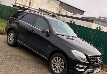 Mercedes-Benz ML 350 149.000 km 17.000 &euro; Neukirchen-Vluyn 47506