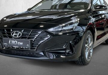 Hyundai i30 51.244 km 18.990 &euro; Castrop-Rauxel 44575