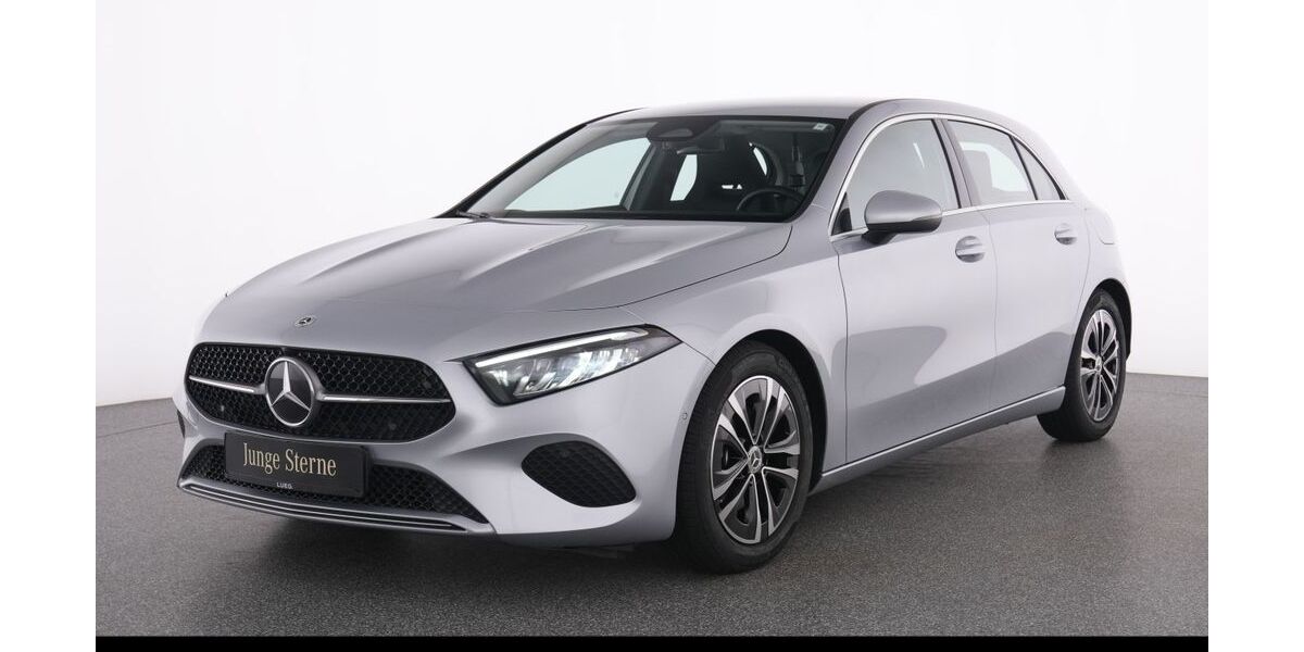 Mercedes-Benz A 180 11.802 km 29.499 &euro; Essen 45309