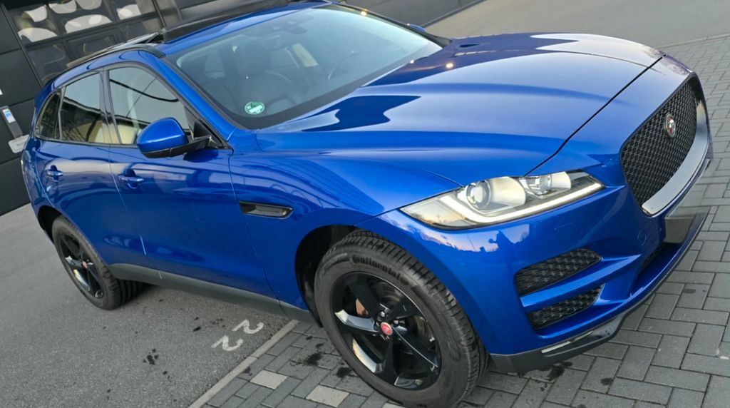 Jaguar F-Pace 173.000 km 14.999 &euro; Dinslaken 46535