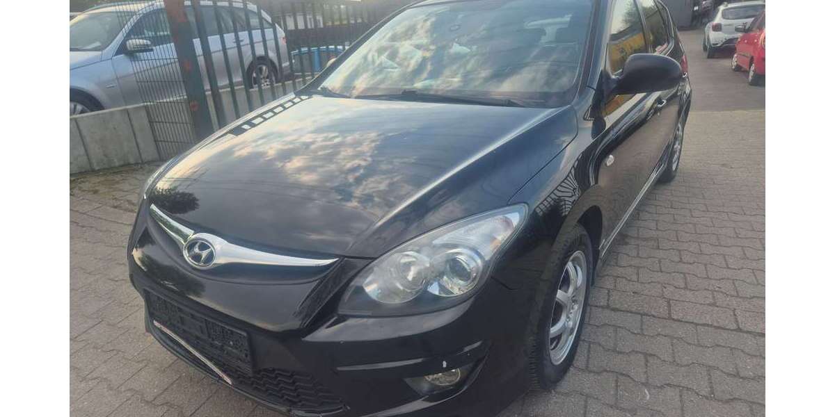 Hyundai i30 172.473 km 3.699 &euro; Bottrop 46242