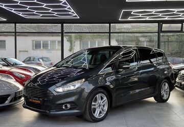 Ford S-Max 83.792 km 21.850 &euro; Essen 45141