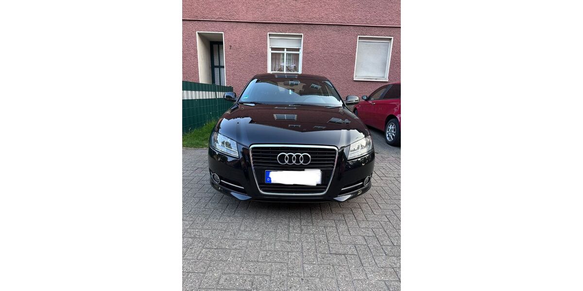 Audi A3 210.000 km 4.500 &euro; Dinslaken 46537
