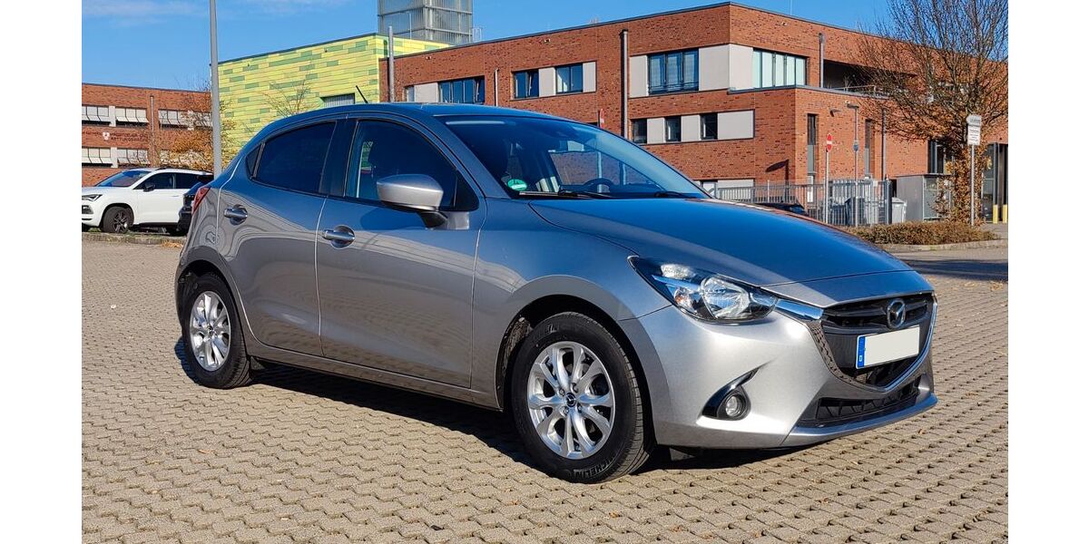 Mazda 2 82.200 km 8.800 &euro; Ratingen 40882