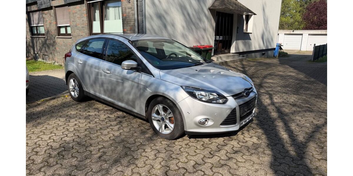 Ford Focus 148.000 km 3.950 &euro; Oberhausen 46119