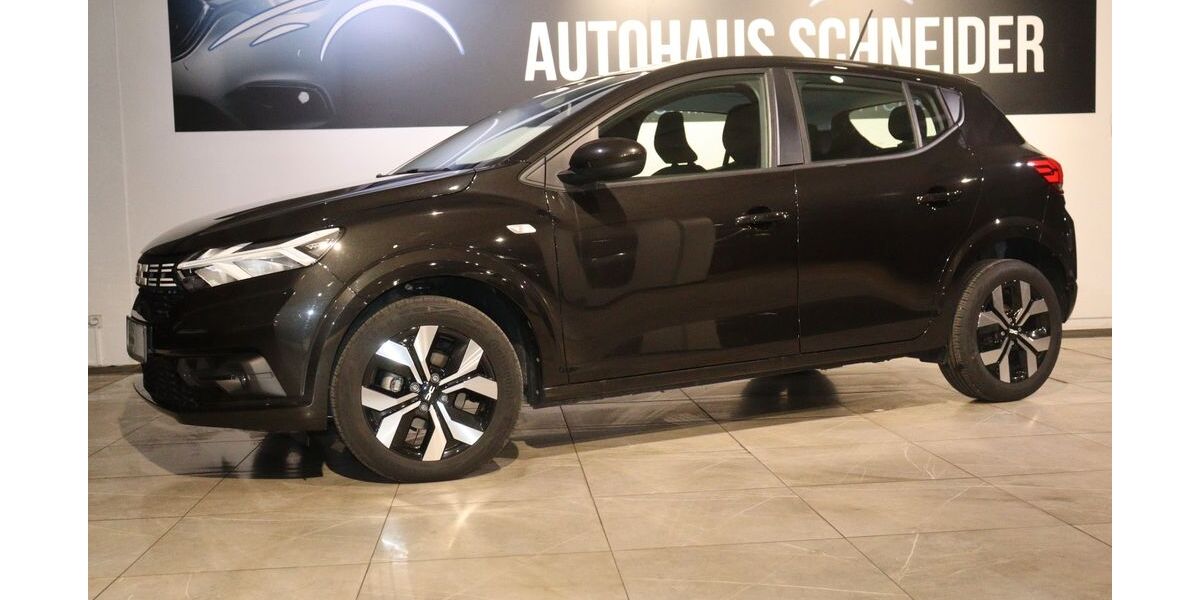 Dacia Sandero 14.183 km 17.200 &euro; Ratingen 40880