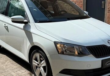 Skoda Fabia 122.500 km 5.999 &euro; Essen 45307
