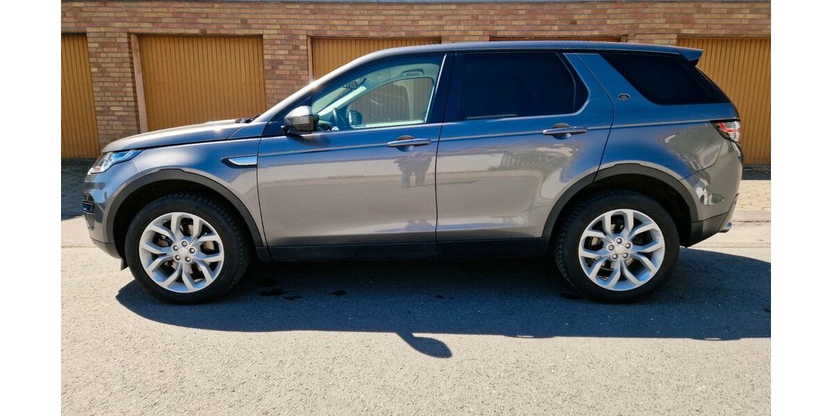 Land Rover Discovery Sport 138.000 km 17.487 &euro; Gelsenkirchen 45881