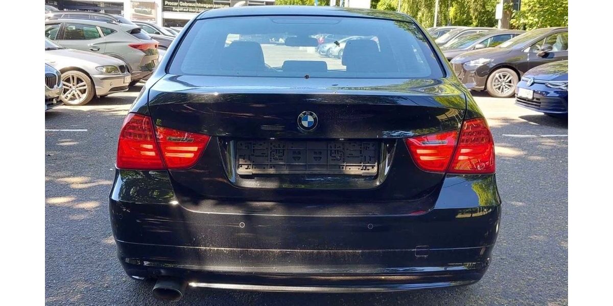 BMW 318 210.600 km 5.499 &euro; Bottrop 46236