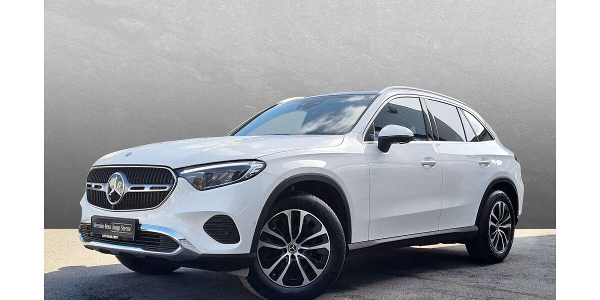 Mercedes-Benz GLC 220 12.892 km 53.409 &euro; Dinslaken 46535