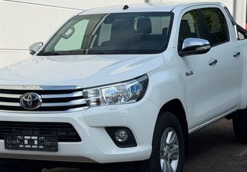 Toyota Hilux 64.400 km 27.990 &euro; Velbert 42551