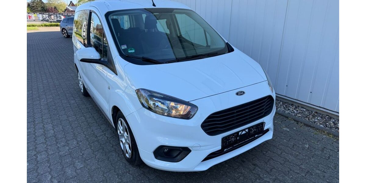 Ford Tourneo Courier 313.000 km 5.950 &euro; Wesel 46485