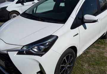 Toyota Yaris 82.212 km 13.450 &euro; Kamp-Lintfort 47475
