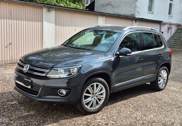 VW Tiguan 259.000 km 7.950 &euro; Duisburg 47058