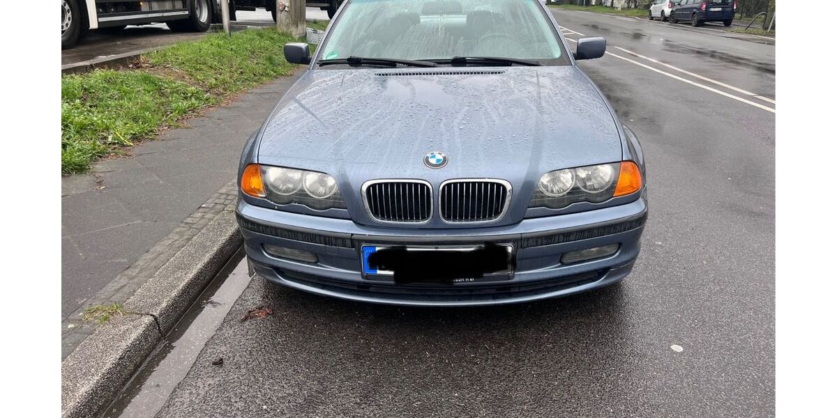 BMW 320 269.000 km 1.900 &euro; Bochum 44892