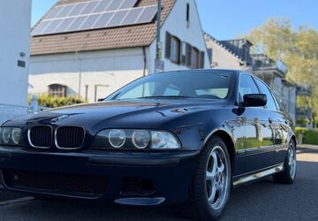 BMW 520 285.000 km 2.700 &euro; Moers 47443