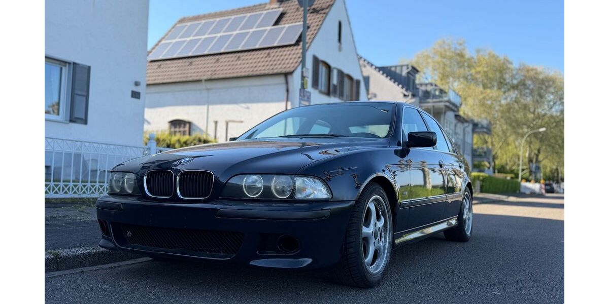 BMW 520 285.000 km 2.700 &euro; Moers 47443