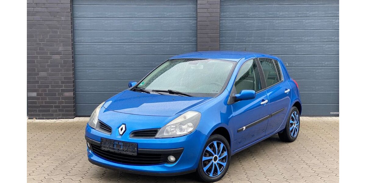 Renault Clio 192.000 km 2.400 &euro; Raesfeld 46348