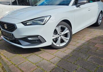 Seat Leon 143.378 km 14.485 &euro; Dorsten 46286