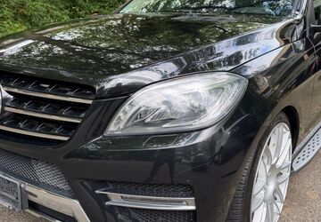 Mercedes-Benz ML 350 267.908 km 14.200 &euro; Essen 45276