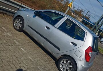 Hyundai i10 113.000 km 2.700 &euro; Hattingen 45525