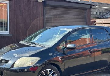 Toyota Auris 283.000 km 1.900 &euro; Duisburg 47179