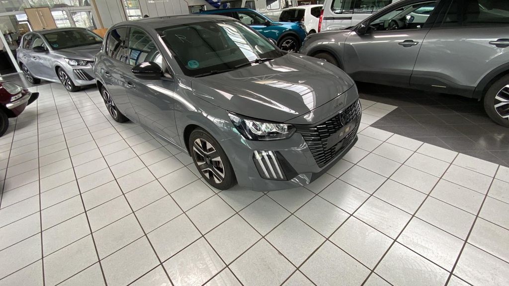 Peugeot 208 33.900 km 14.990 &euro; Gelsenkirchen 45892
