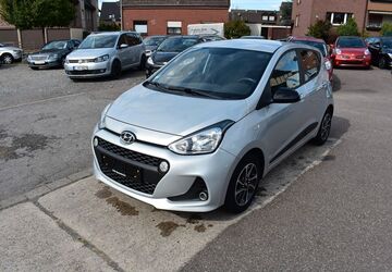 Hyundai i10 33.700 km 8.680 &euro; Oberhausen 46145