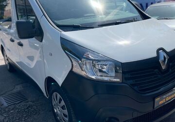 Renault Trafic 142.400 km 15.499 &euro; Oberhausen 46045