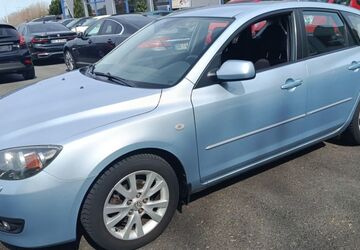 Mazda 3 121.000 km 3.690 &euro; Recklinghausen 45659