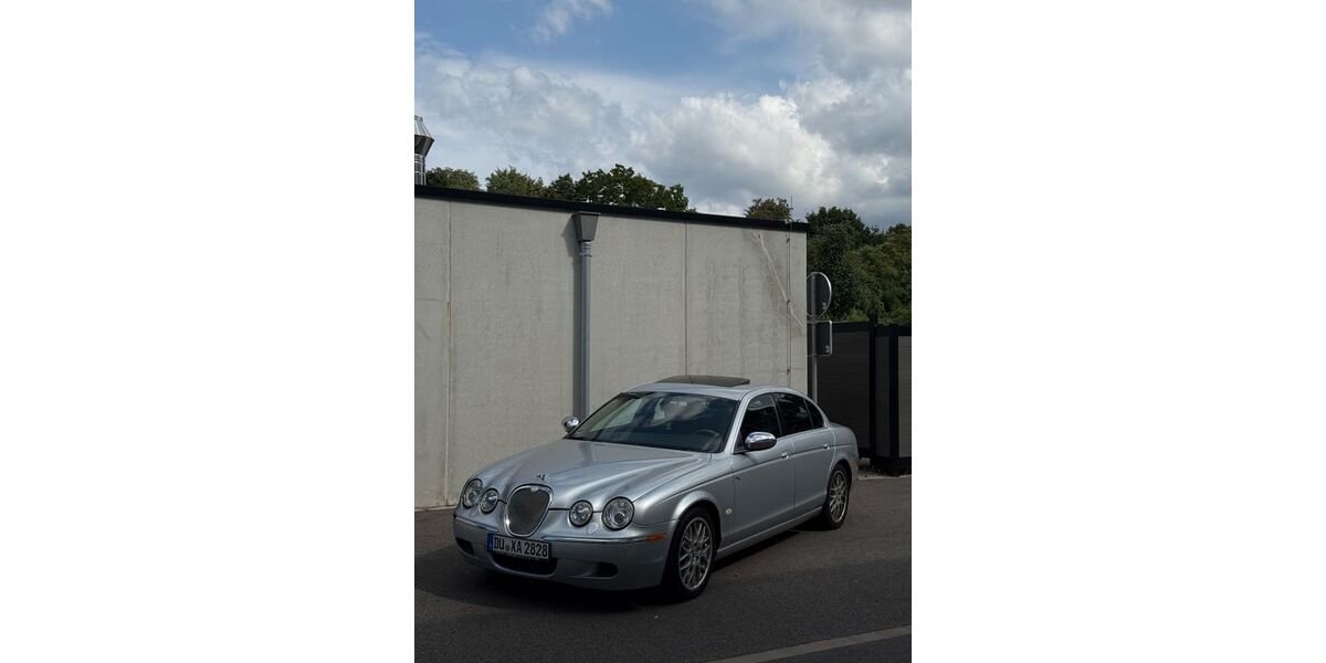 Jaguar S-Type 210.000 km 1.000 &euro; Duisburg 47199