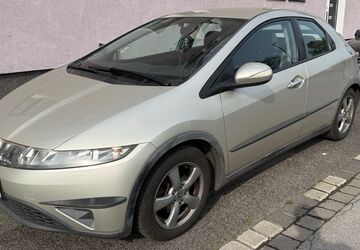 Honda Civic 146.000 km 4.250 &euro; Duisburg 47169