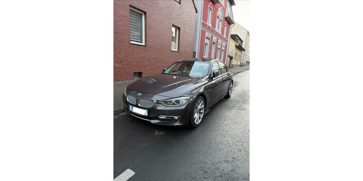 BMW 320 226.000 km 11.899 &euro; Essen 45139