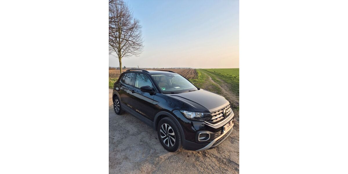 VW T-Cross 94.850 km 13.985 &euro; Recklinghausen 45659