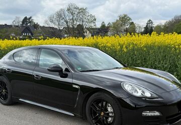 Porsche Panamera 245.000 km 19.700 &euro; Heiligenhaus 42579