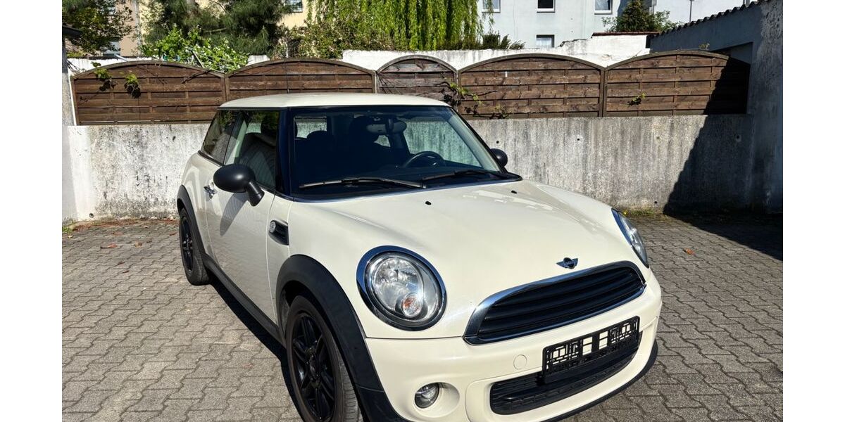 Mini ONE 118.000 km 4.900 &euro; Bochum 44866