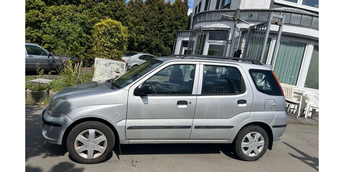 Subaru Justy 195.000 km 1.900 &euro; Essen 45326