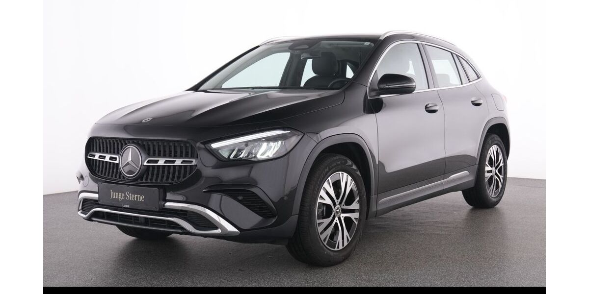 Mercedes-Benz GLA 180 10.978 km 35.785 &euro; Essen 45309