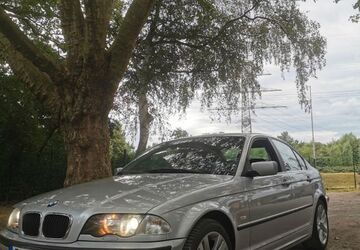 BMW 325 144.000 km 6.490 &euro; Essen 45130