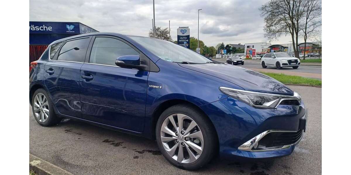 Toyota Auris 97.000 km 14.700 &euro; Moers, Stadt 47445