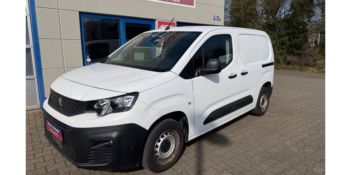 Peugeot Partner 132.800 km 8.999 &euro; Bochum 44894