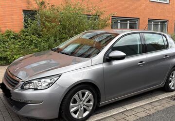 Peugeot 308 96.000 km 5.900 &euro; Essen 45127