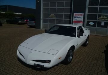 Pontiac Firebird 200.900 km 14.250 &euro; Wesel 46485