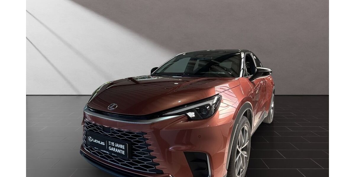 Lexus LBX 6.900 km 33.990 &euro; Dinslaken 46537