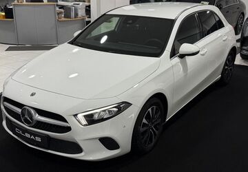 Mercedes-Benz A 180 71.885 km 22.900 &euro; Gelsenkirchen 45891