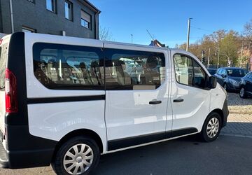 Opel Vivaro 50.000 km 17.880 &euro; Duisburg 47138