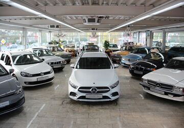 Mercedes-Benz A 180 285.000 km 15.490 &euro; Essen 45356