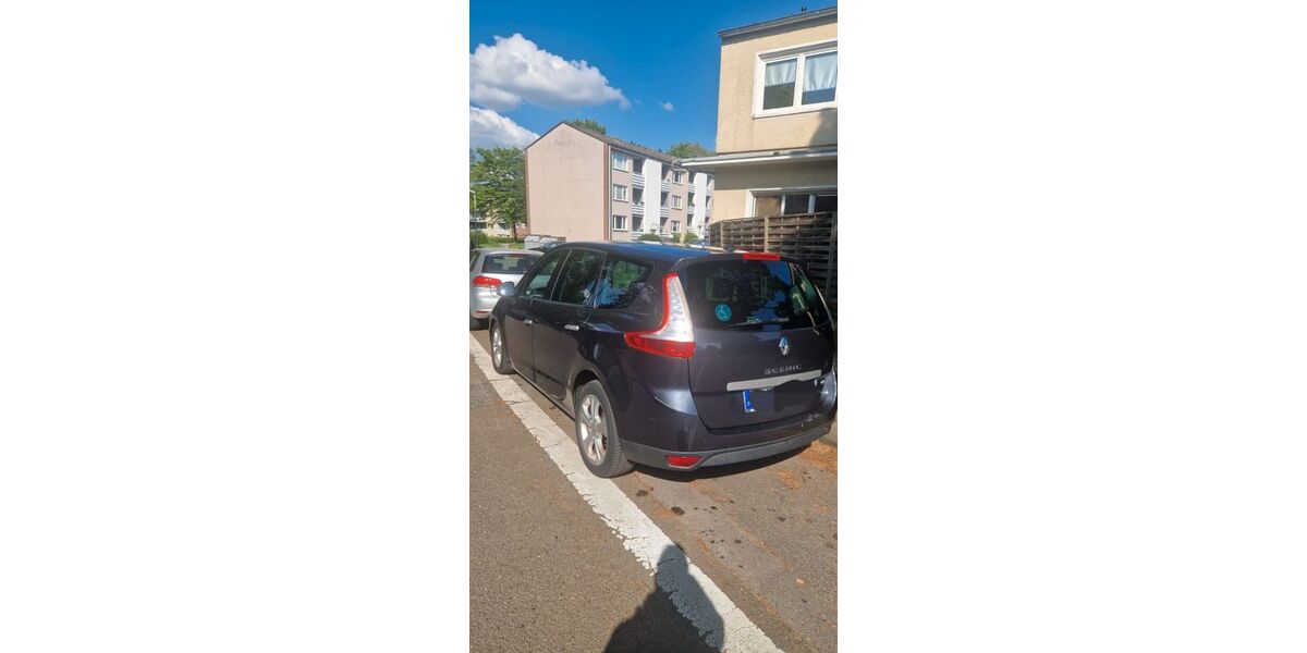 Renault Grand Scenic 215.230 km 2.400 &euro; Mülheim an der Ruhr 45472